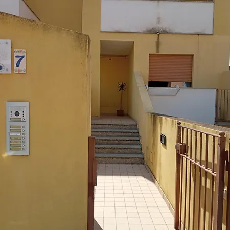 Gasthuis White Coral Self Check-in Alghero